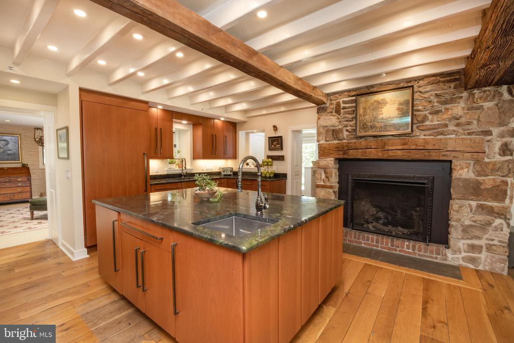 5447 CARVERSVILLE ROAD