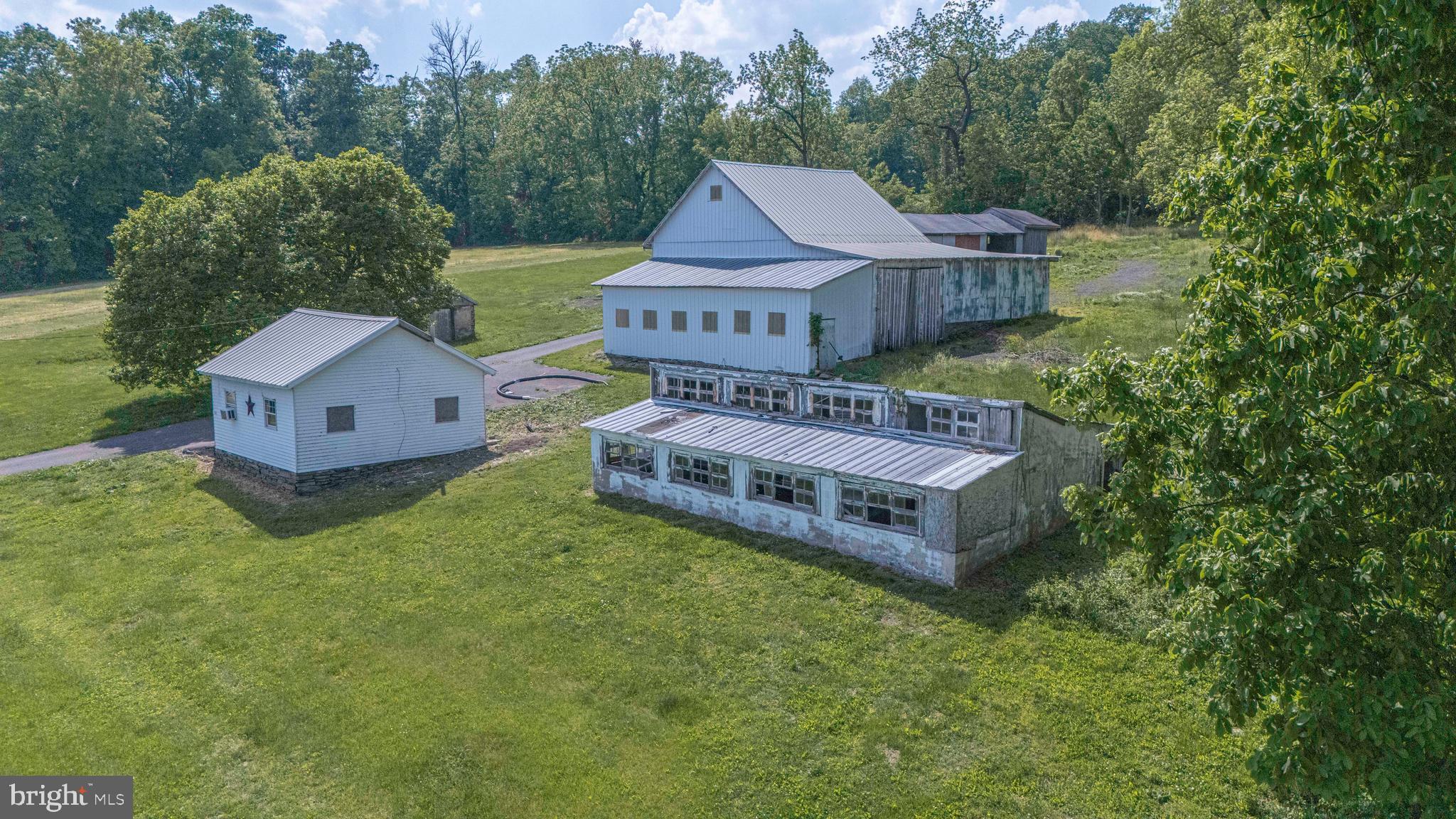 4023 & 4099 CURLY HILL ROAD