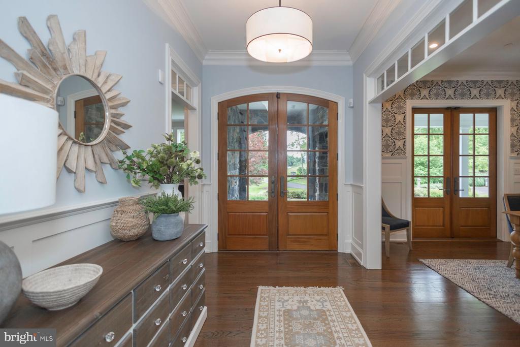3498 WELLSFORD LANE