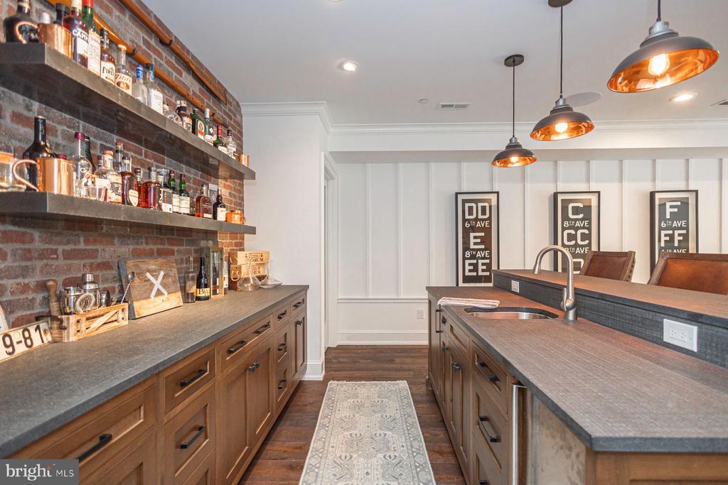 3498 WELLSFORD LANE