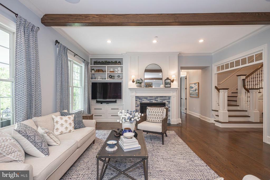 3498 WELLSFORD LANE