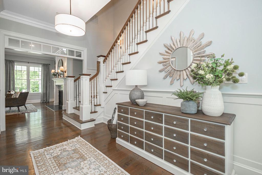3498 WELLSFORD LANE