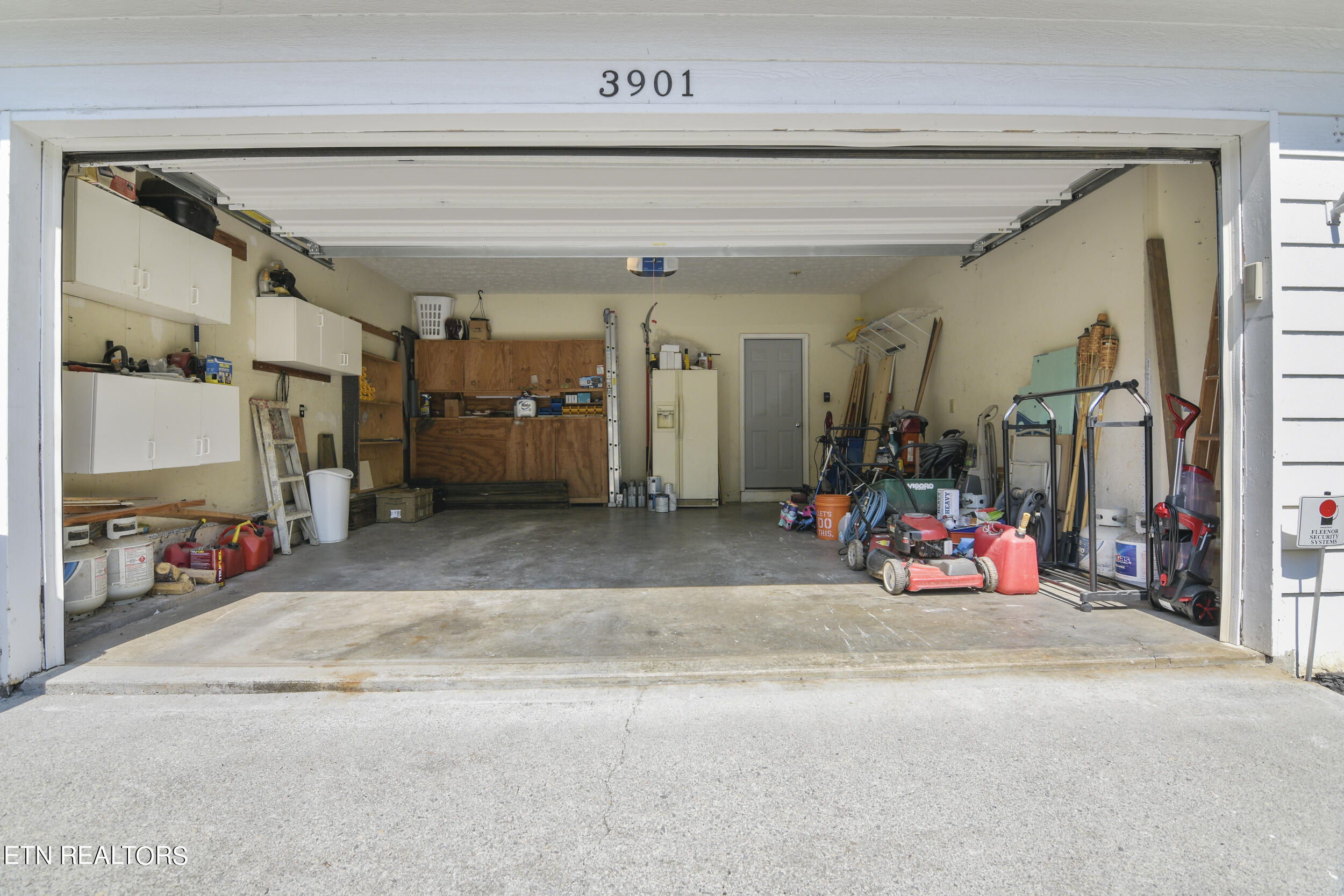 3901 Abercorn Rd