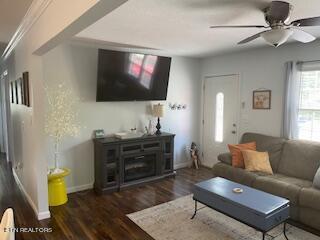 1019 Oakville Lane