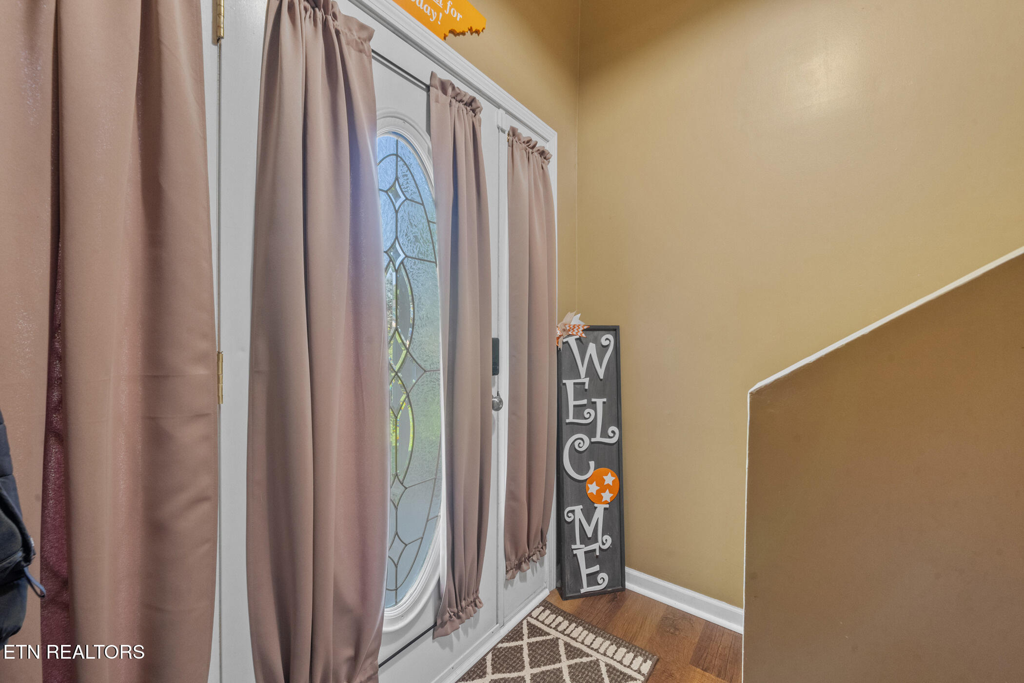 1717 Meadow Ridge Circle