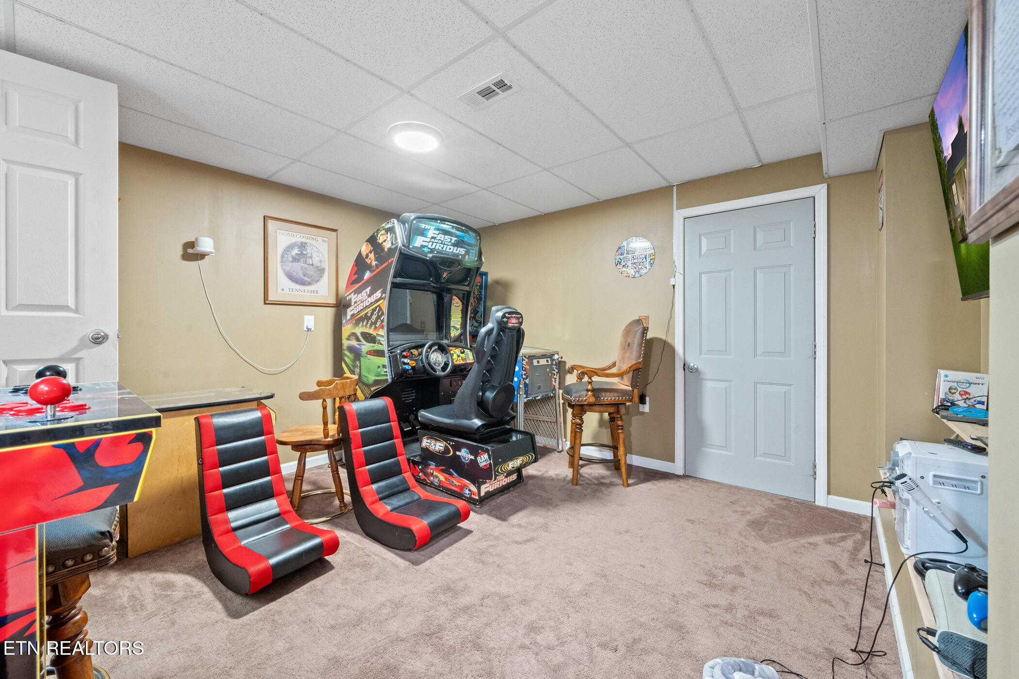 1717 Meadow Ridge Circle