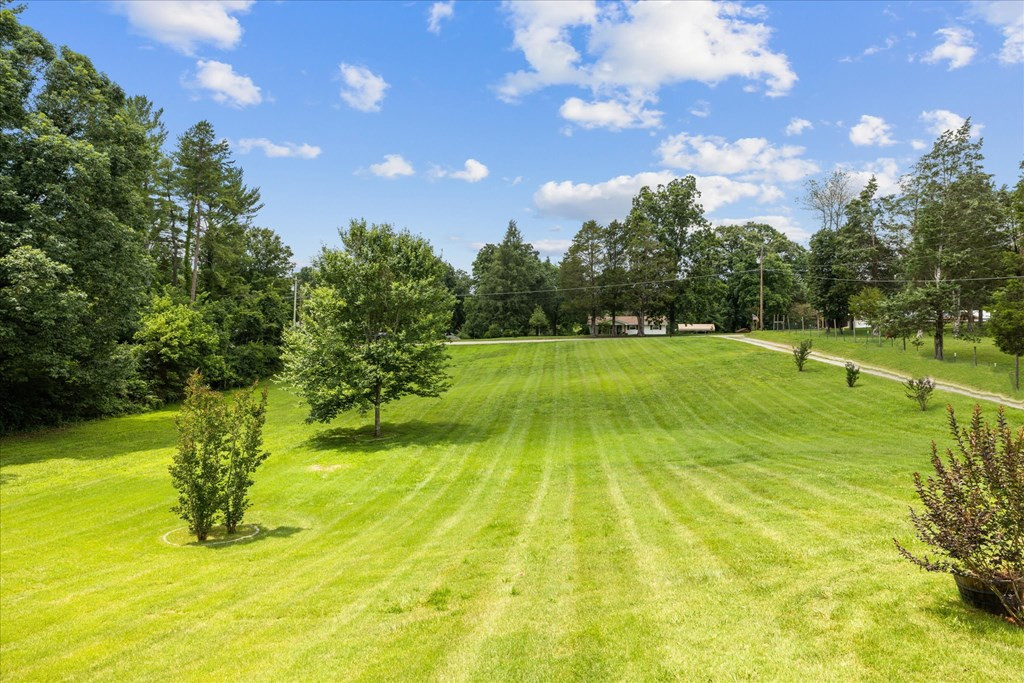 11234 Couch Mill Road Road
