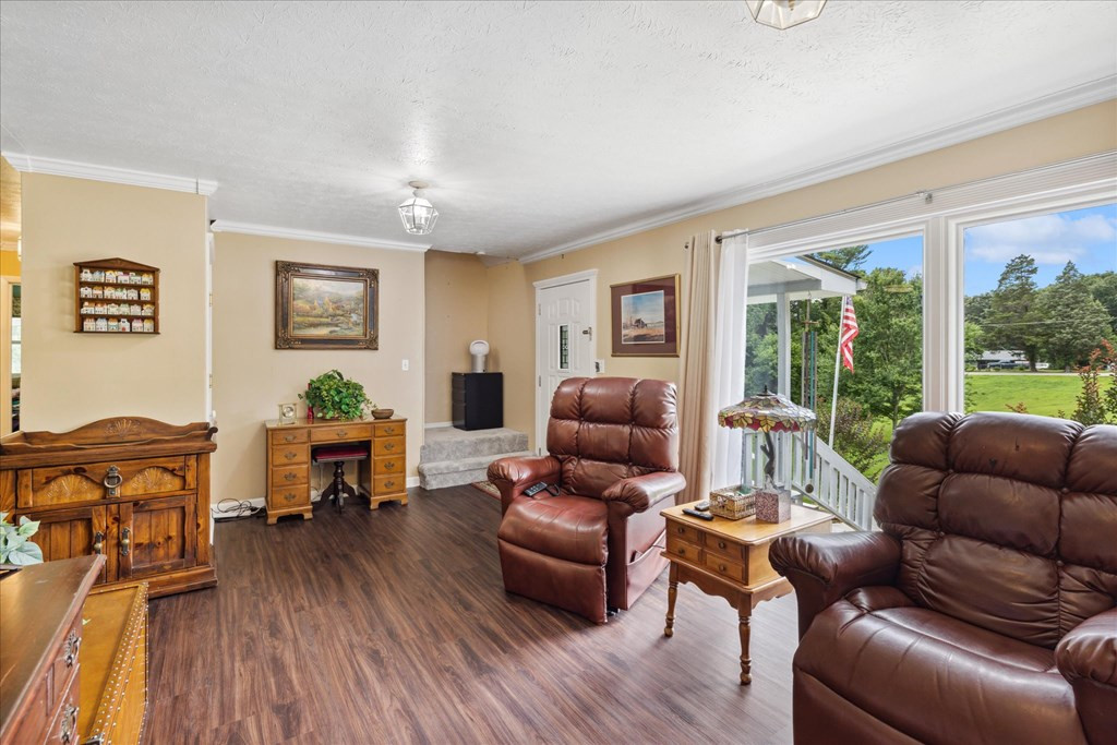 11234 Couch Mill Road Road