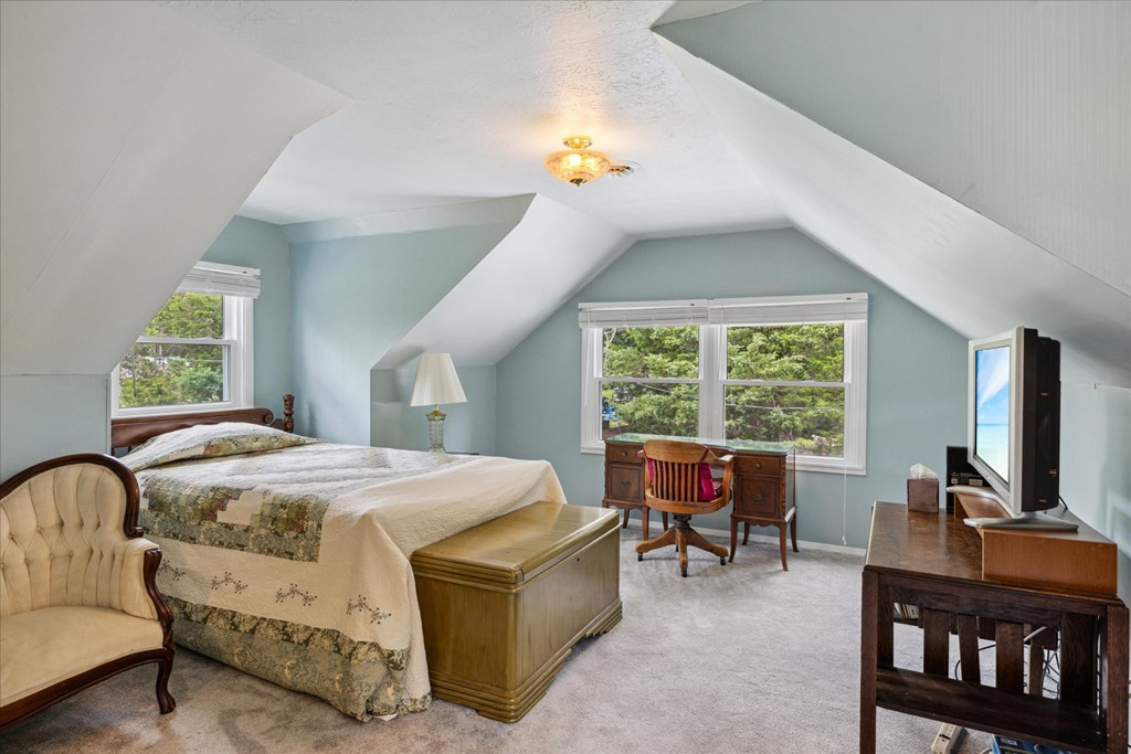 11234 Couch Mill Road Road