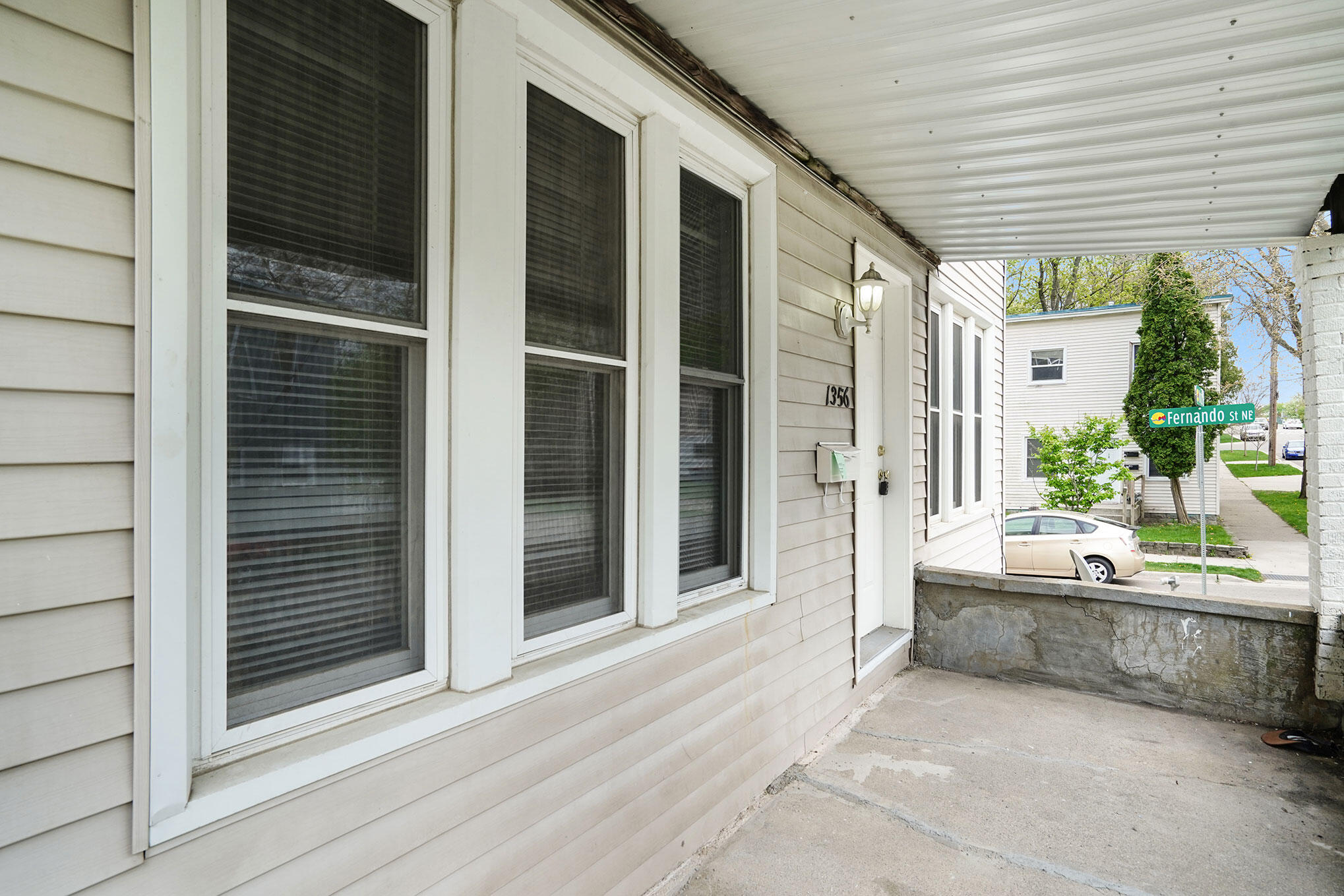 1356 North Avenue NE