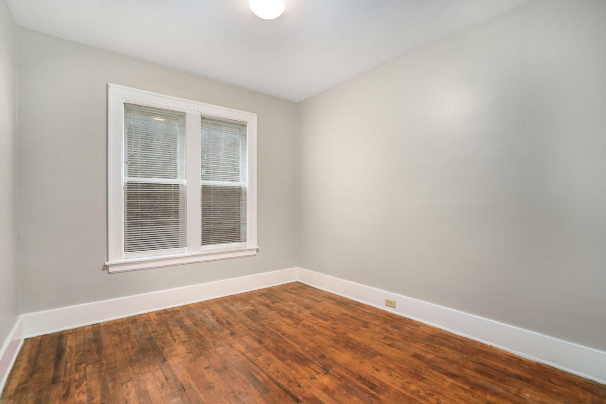 1356 North Avenue NE