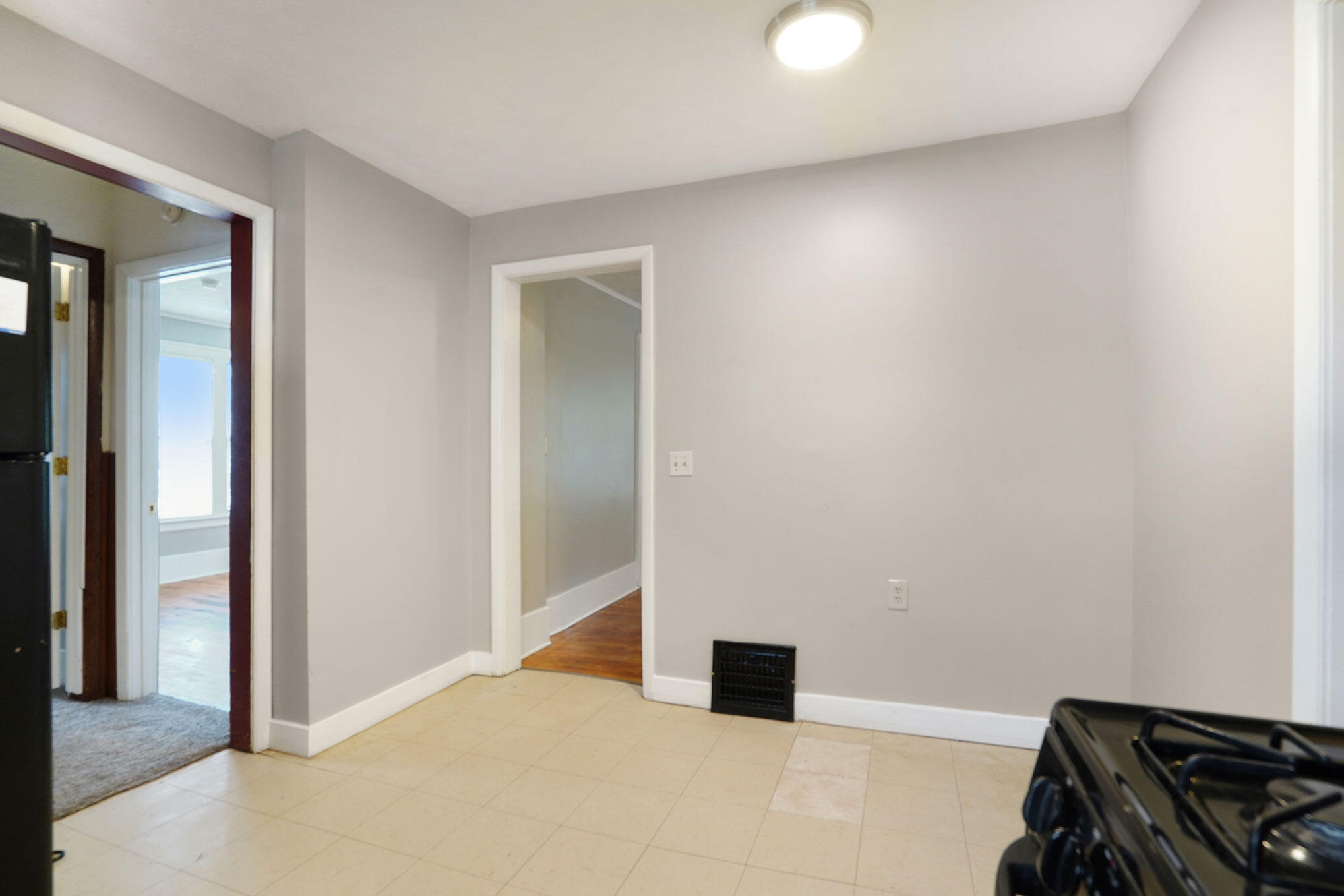 1356 North Avenue NE