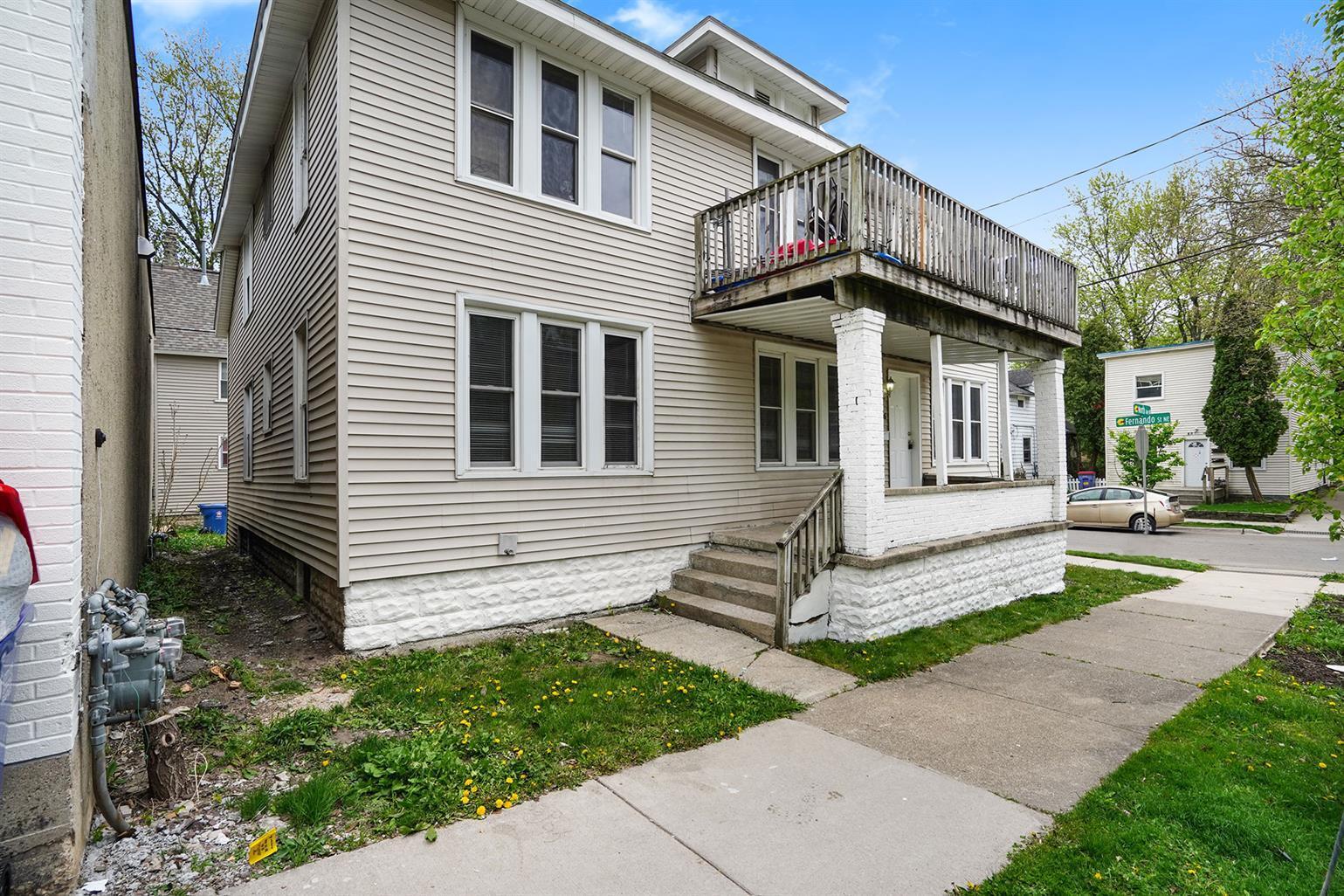 1356 North Avenue NE