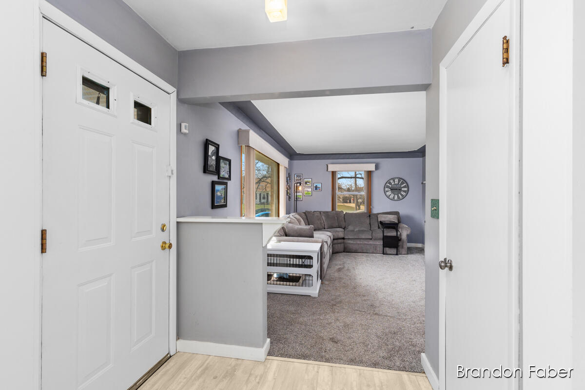 1587 Den Hertog Street SW