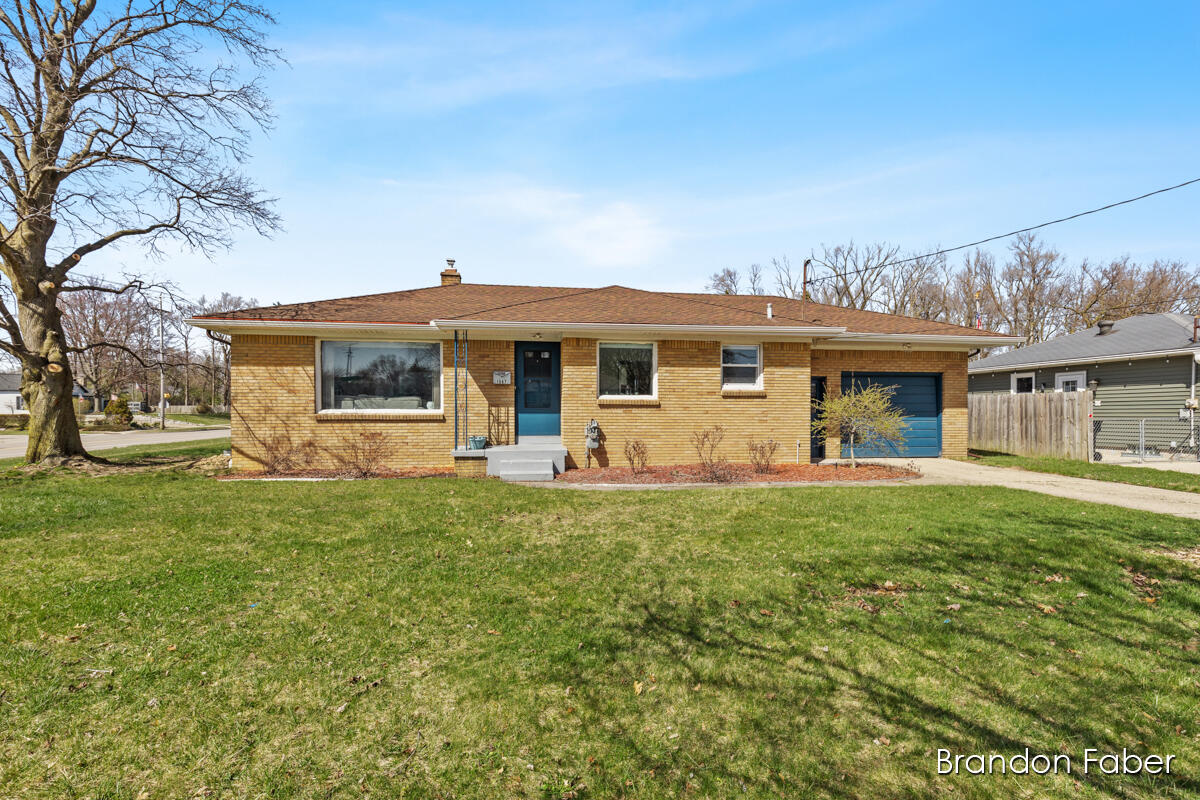 1587 Den Hertog Street SW