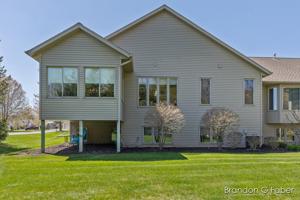 4883 Barnsley Drive, 36