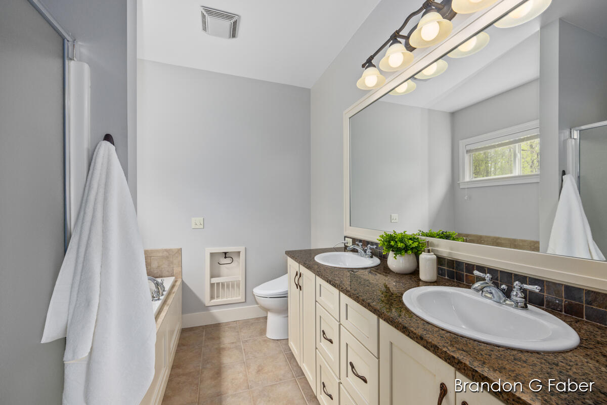 1102 Shore Pointe Drive SW