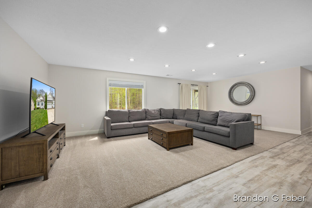 1102 Shore Pointe Drive SW