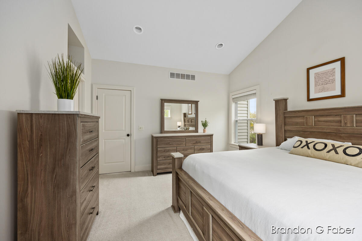 1102 Shore Pointe Drive SW