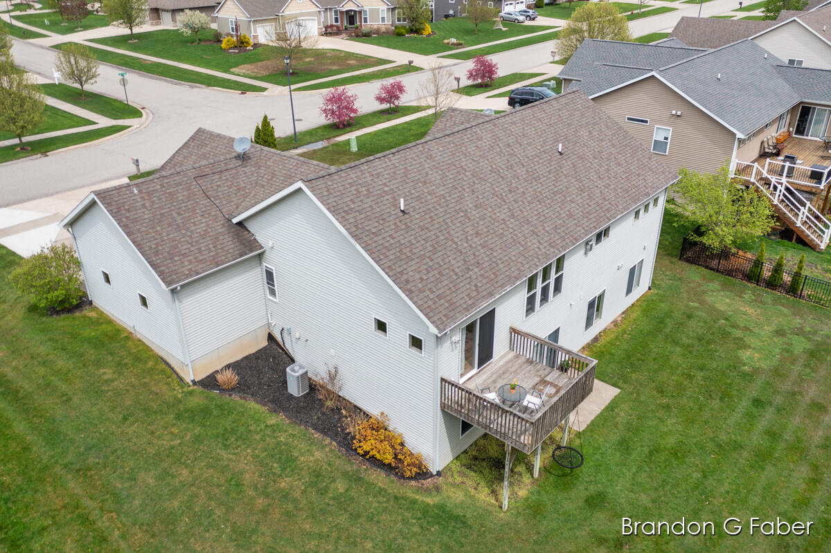 1102 Shore Pointe Drive SW