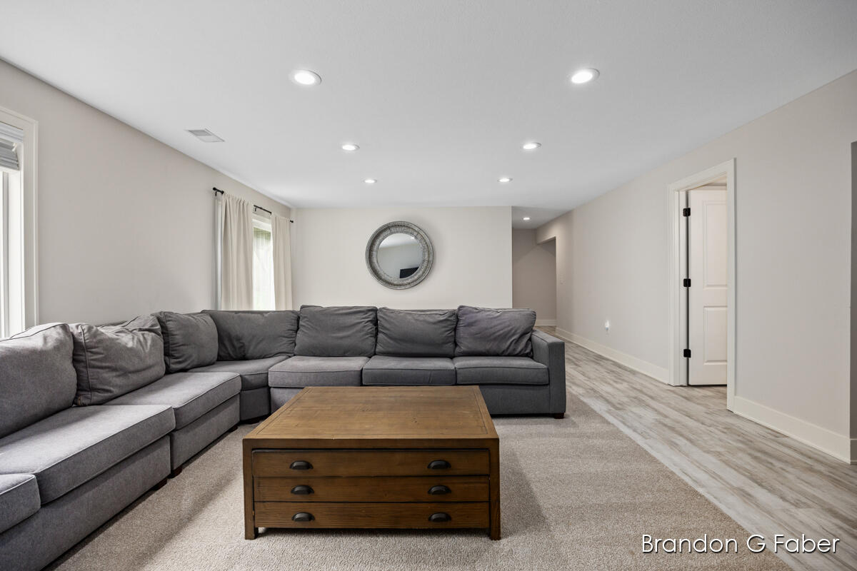 1102 Shore Pointe Drive SW