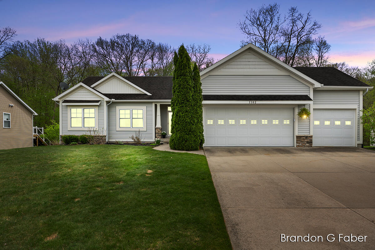 1102 Shore Pointe Drive SW