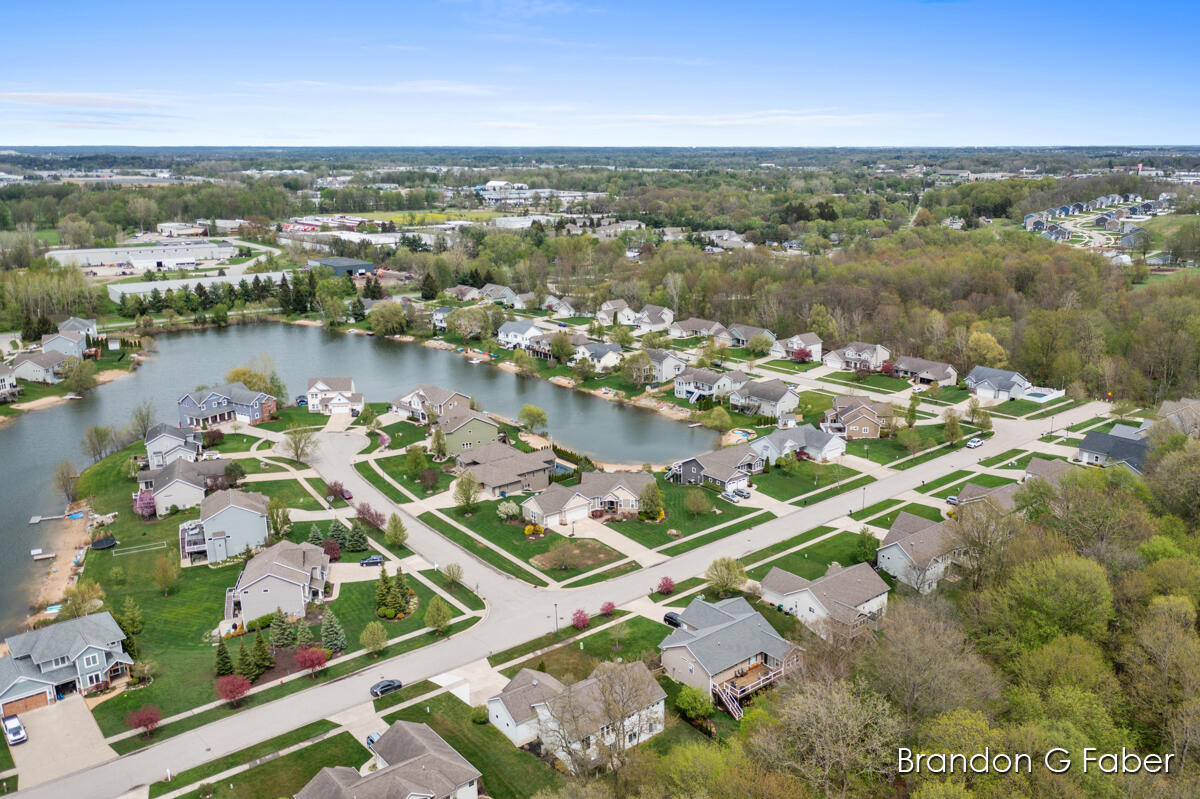 1102 Shore Pointe Drive SW