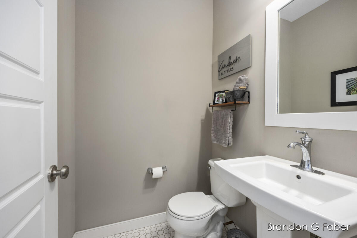 6745 Chancery Drive SE