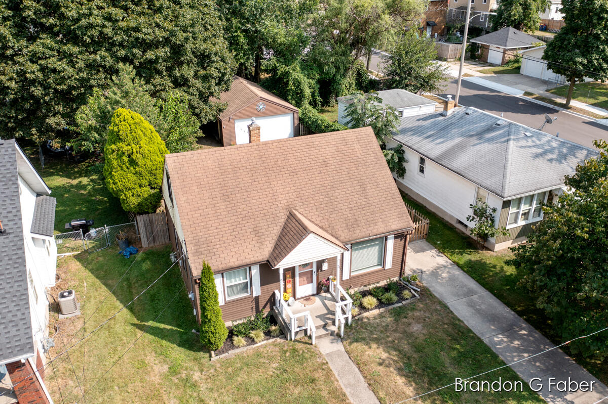 706 Harlan Avenue NE