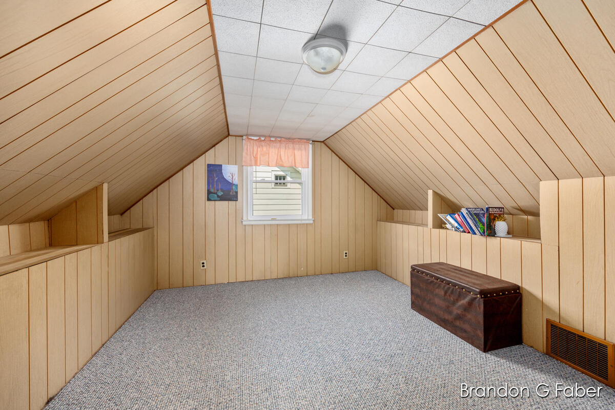 706 Harlan Avenue NE