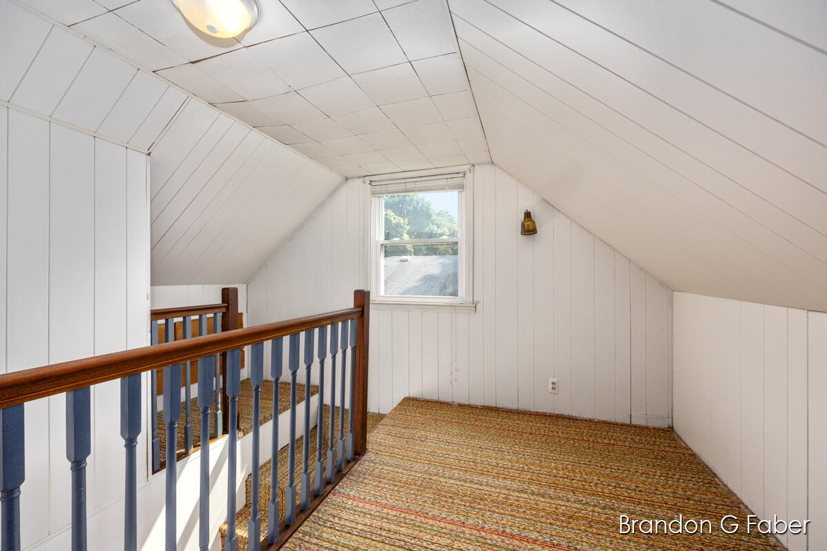 706 Harlan Avenue NE