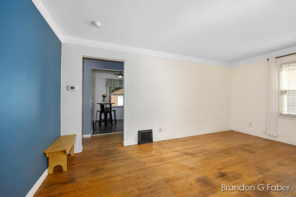 706 Harlan Avenue NE