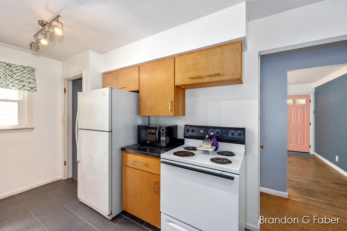 706 Harlan Avenue NE