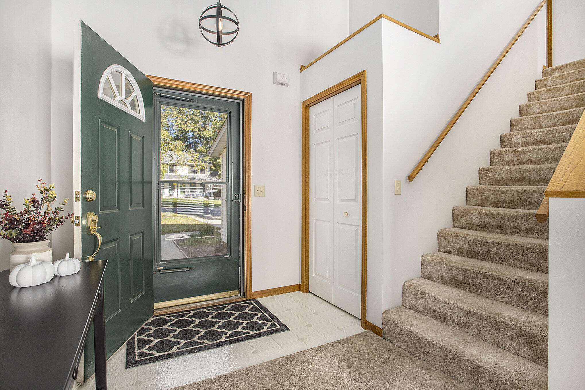 2400 Bay Side Avenue