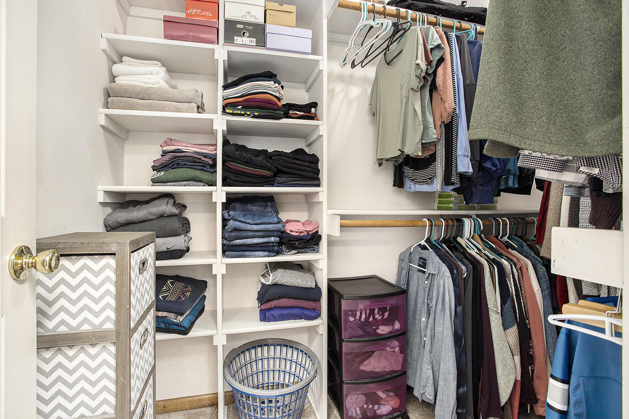 2400 Bay Side Avenue