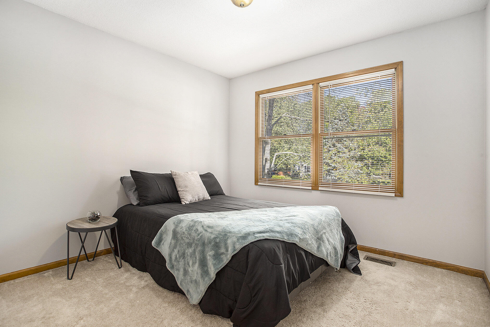 2400 Bay Side Avenue