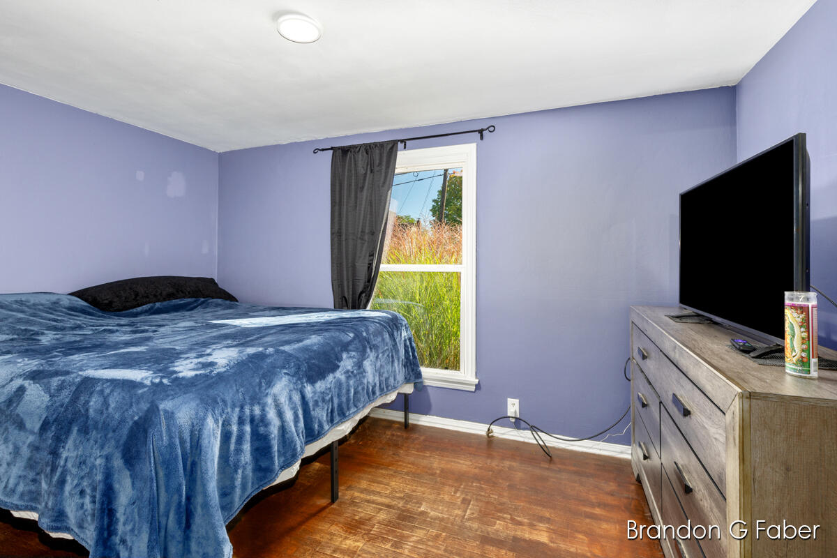 3117 Waterford Avenue NE