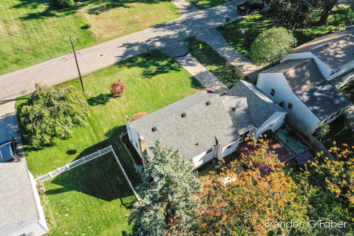 3117 Waterford Avenue NE