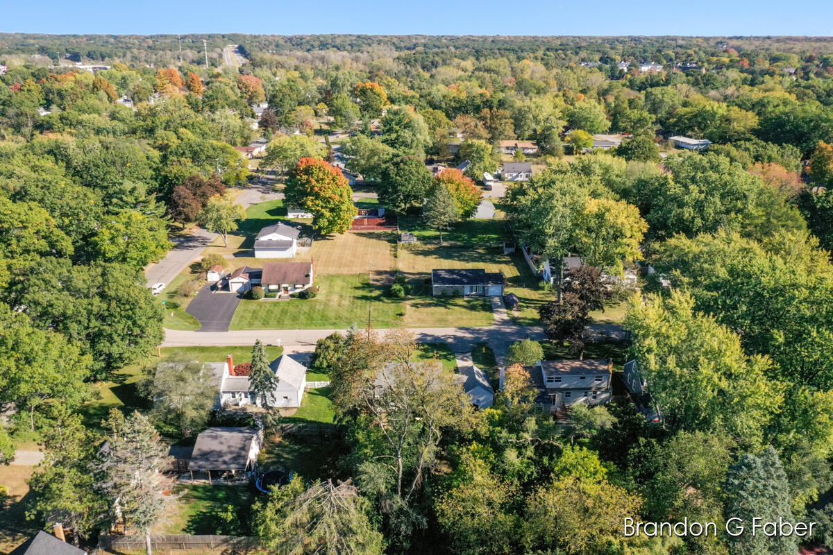 3117 Waterford Avenue NE