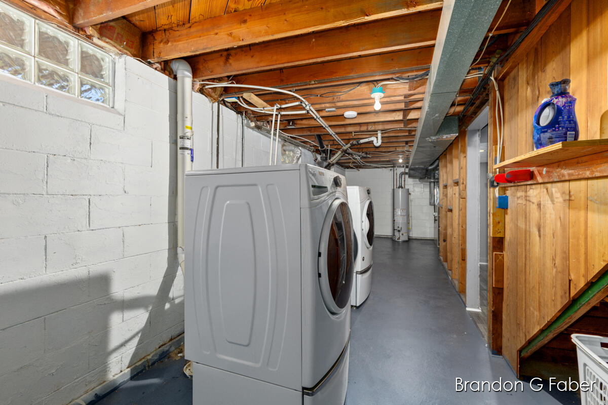 3117 Waterford Avenue NE