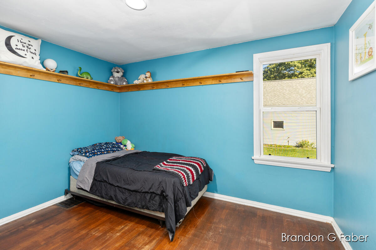 3117 Waterford Avenue NE