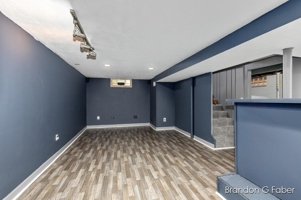 3117 Waterford Avenue NE