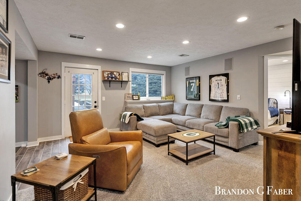 7349 Clearview Drive