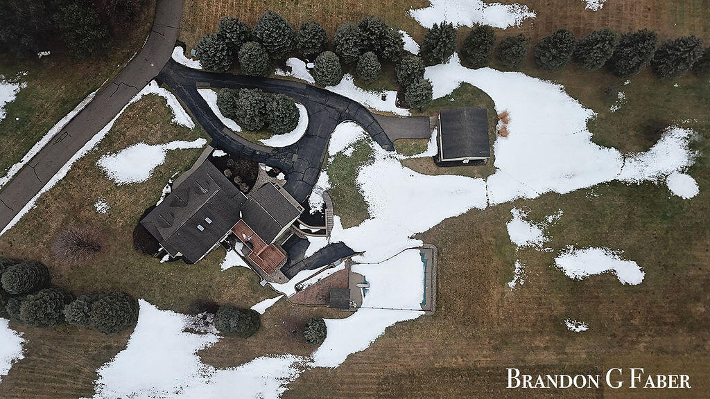 7349 Clearview Drive