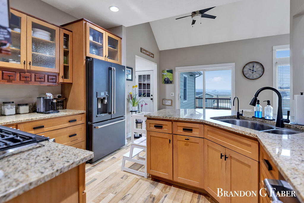 7349 Clearview Drive