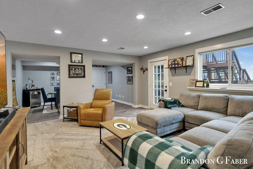 7349 Clearview Drive