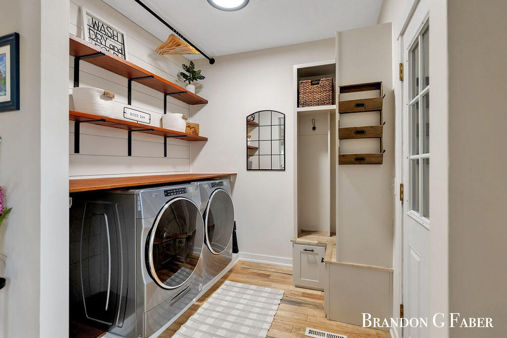 7349 Clearview Drive