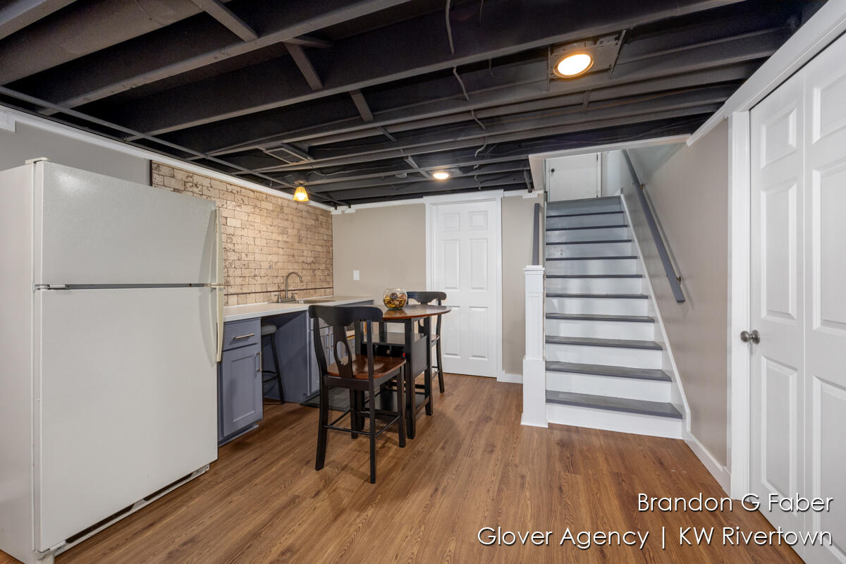 3395 Thistle Dhu Street NE