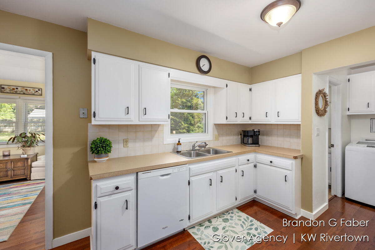 3395 Thistle Dhu Street NE