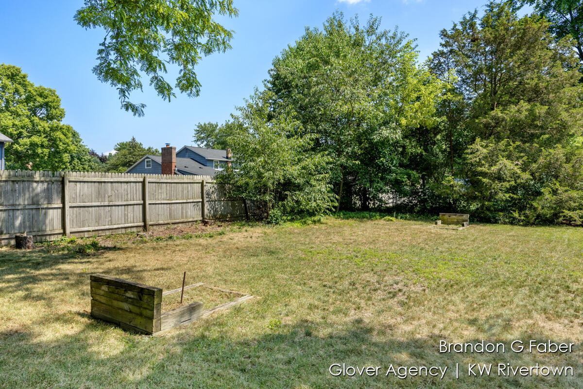 3395 Thistle Dhu Street NE